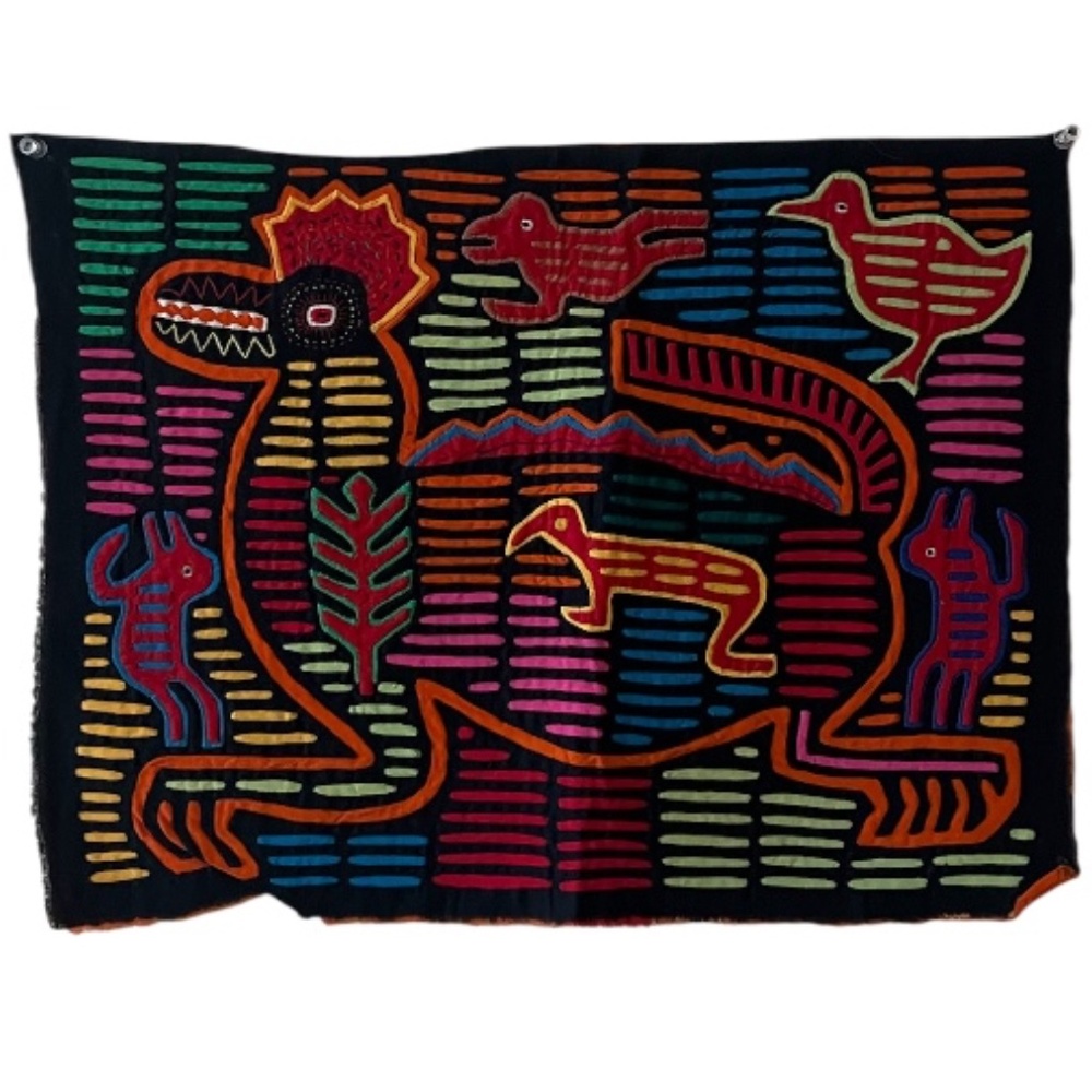 Vintage 70s Mola art textile from the Guna features a large dragon or a lizard